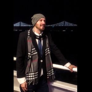 Meet your Posher, Evan